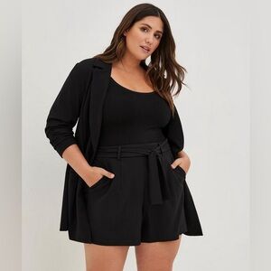 Torrid Crepe Tie Front Shorts - Size 2X